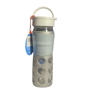 Lifefactory 16 oz Glass Water Bottle with Silicone Sleeve Silver Mist